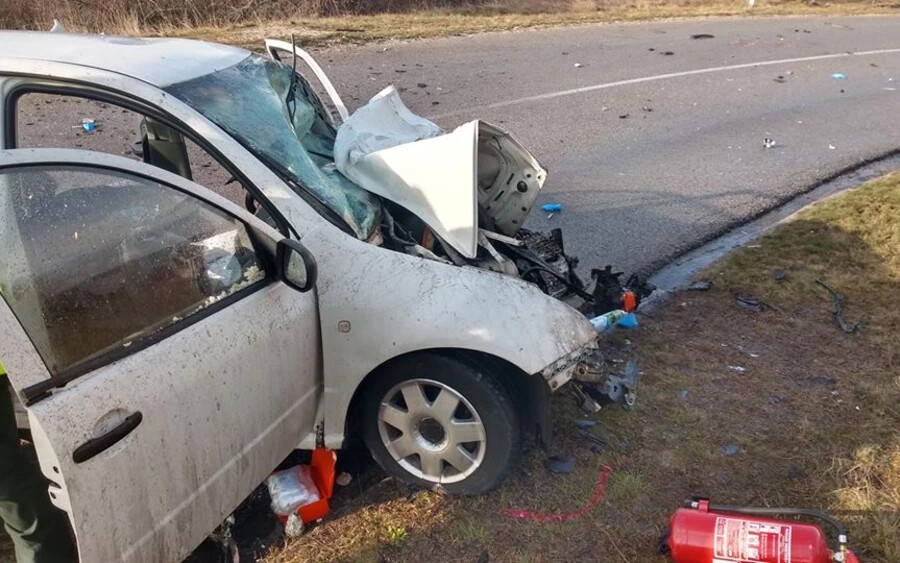 Súlyos baleset Nyitra mellett – egy autóbusz és egy személyautó ütközött