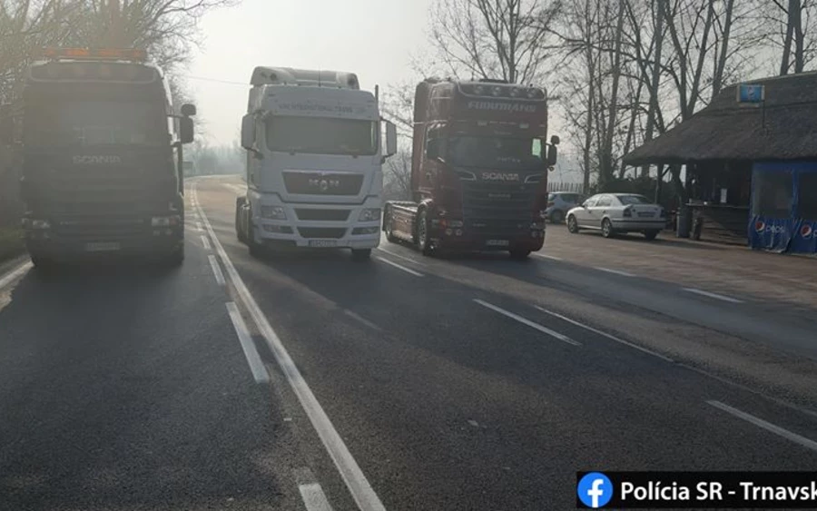 A medvei határátkelő is átjárhatatlan