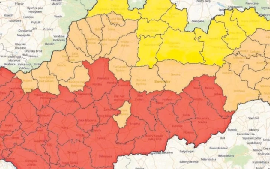 A meteorológusok hozzátették, hogy a hőhullám ezáltal kellemetlenebb lesz, mint a június és július fordulóján jelentkező, ami nedvesebb levegővel keveredett. Az újabb emelkedés ráadásul sokkal tovább fog tartani, mint gondolták… 