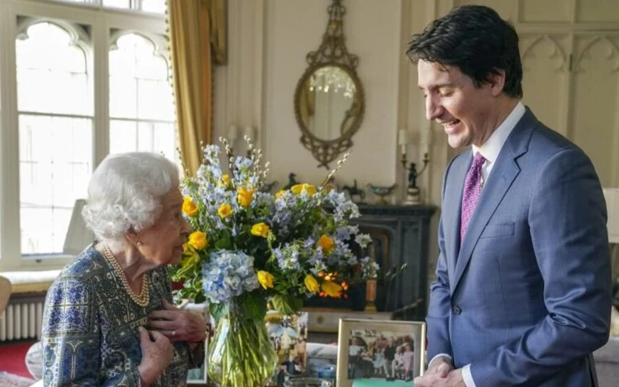 Erzsébet és Kanada miniszterelnöke Justin Trudeau március 7-én. 