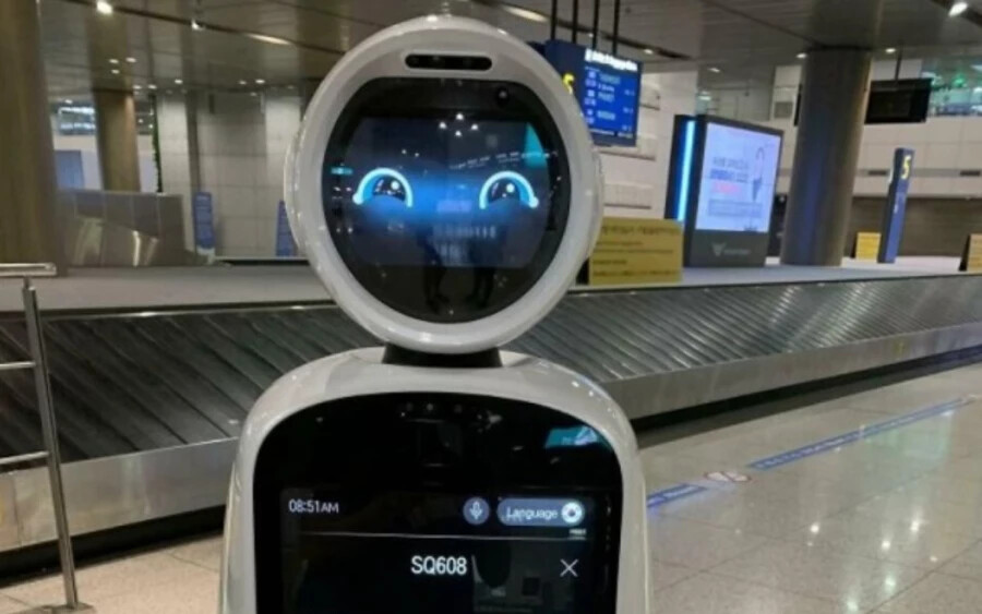 Repülőtéri robotszemélyzet