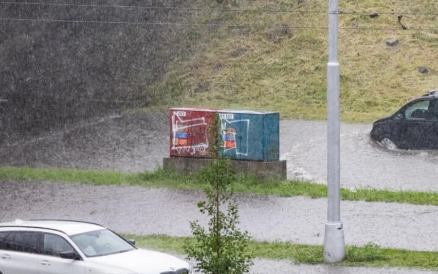 Bár a természeti jelenségek száma növekszik, a szlovákiai polgárok alábecsülik a lakásbiztosítást, és a legtöbben csak a jelzáloghitel felvételével járó kötelezettségként tekintenek rá.