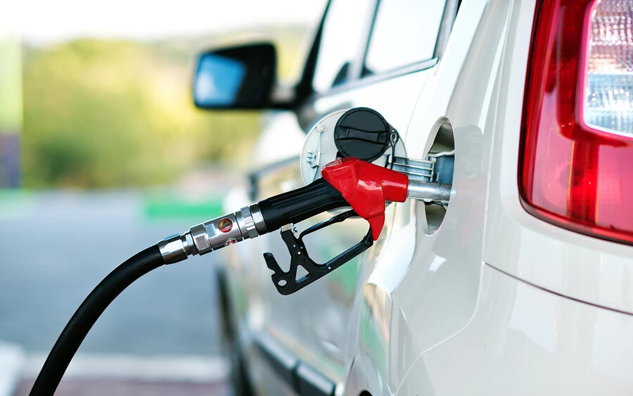A Startstop.sk szerint az üzemanyag magas oktánszáma miatt különösen alkalmas sport- és versenyautókhoz, illetve motorkerékpárokhoz. A prémium üzemanyag a régebbi motorok és még a régi járművek számára is alkalmas, mivel alacsonyabb etanoltartalmú.