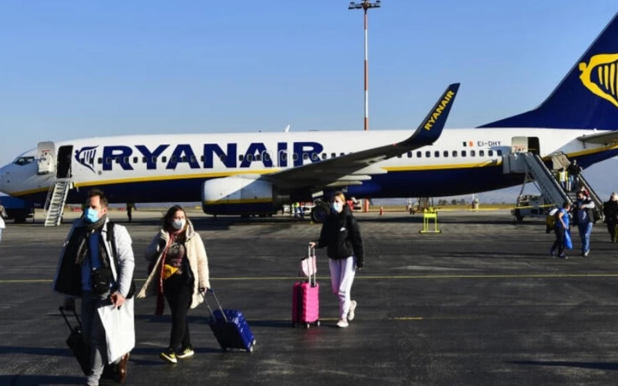 A Ryanair sztrájk helyett tárgyalásra szólította fel a pilótákat, és bejelentette, hogy megállapodott olasz, francia és spanyol munkavállalóival a munkafeltételekről.