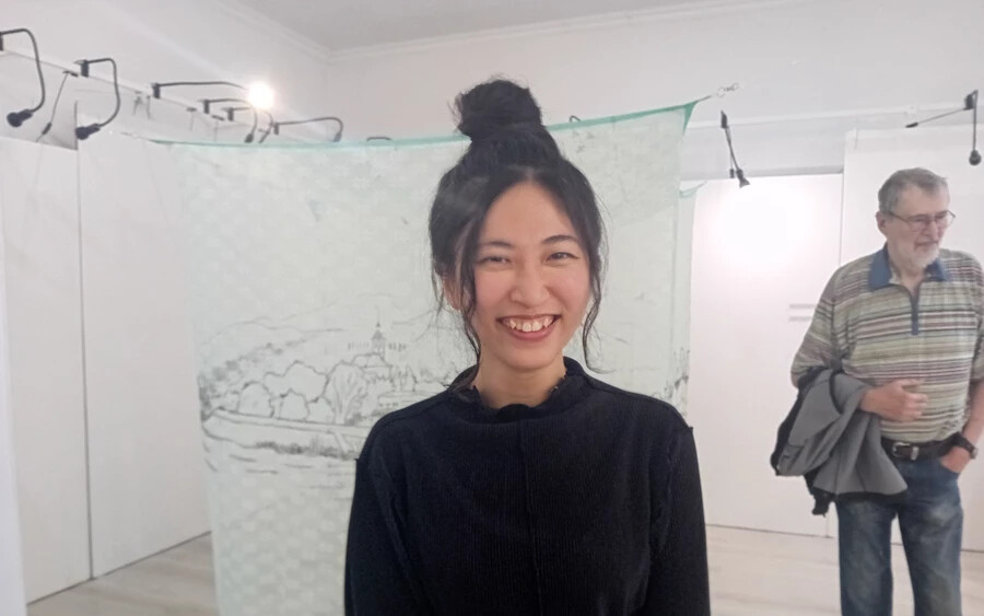 Hídról szőtt üzenet – Fuyu Yeh textilművész, hídőr Párkányban