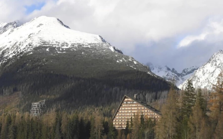 Szombaton Európában, olyannyira hideg lesz, hogy az iMeteo szerint a tél beköszöntéről beszélhetünk. A tél beálltát a Szlovák Hidrometeorológiai Intézet (SHMÚ) meteorológusai is megerősítik. Szerintük egyre nagyobb a valószínűsége a kifejezettebb és hosszabb ideig tartó hideg levegő beáramlásának.