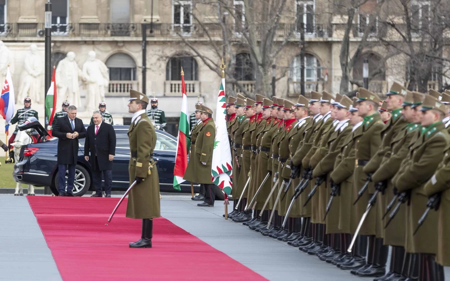 FOTÓK: Ficót Orbán Viktor fogadta Budapesten