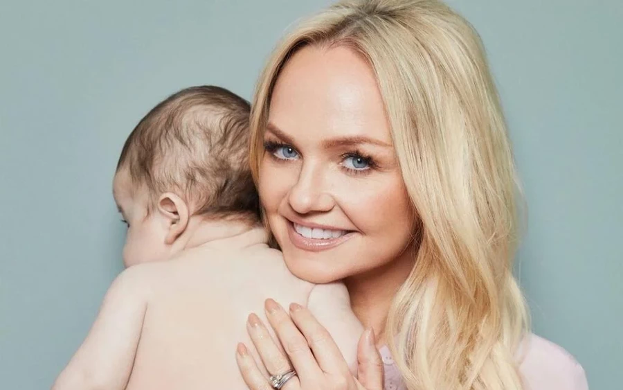 Emma Bunton az, aki a legkevesebbet változott. A kislányos vonásai megmaradtak. 