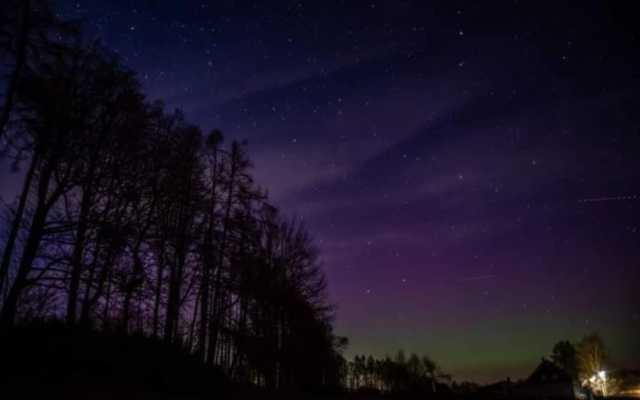 Sarki fény borította be az eget a hétvégén (FOTÓK)