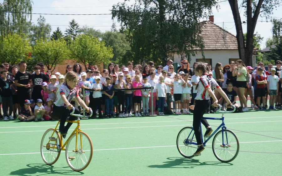 A Gútai Teremkerékpár Klub bemutatója (fotó: Vataščin Péter)