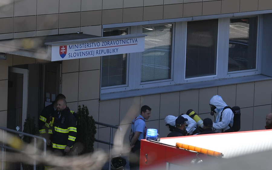 Gyanús boríték miatt kiürítették az egészségügyi tárca épületét (FOTÓK)