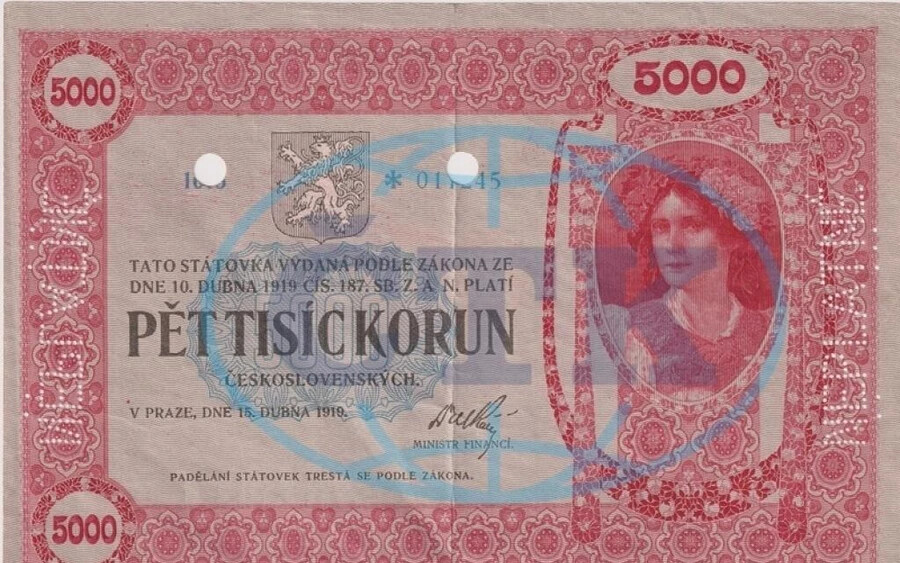 2020-ban egy szerencsés személyt egy 1919-es ötezer csehszlovák koronát érő bankjegy tulajdonjogával áldott meg a sors. Ez a bankjegy mindössze két évig volt forgalomban, és 12,1 millió koronáért kelt el, ami a történelem legdrágább hazai bankjegyévé teszi.