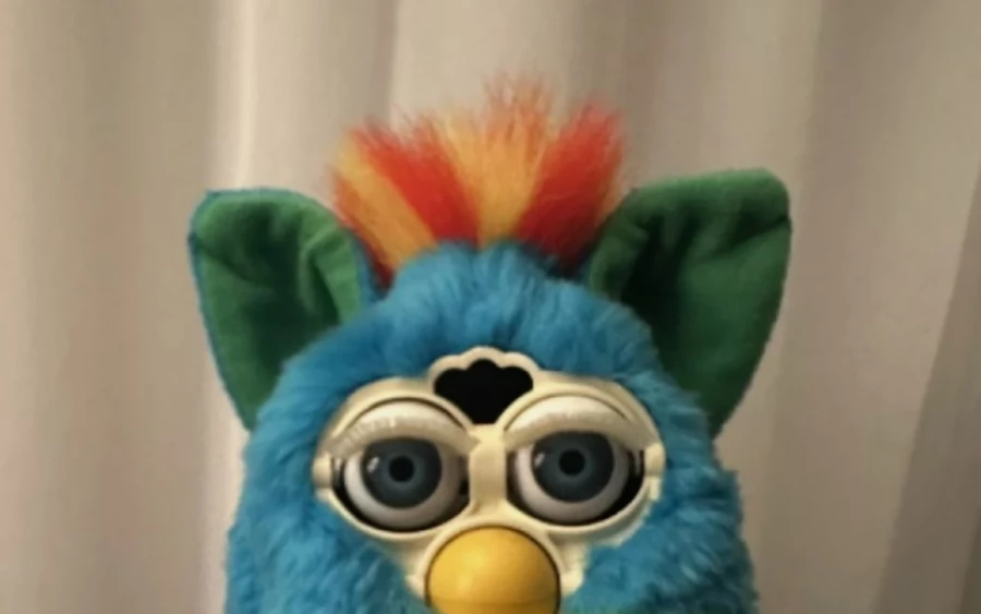 A robot Furby plüssfigurák is könnyen elkelnek. A legértékesebb szivárványos változat az amerikai Kid Cuisine márkától 870 és 2 200 euró közötti összeget érhet. 