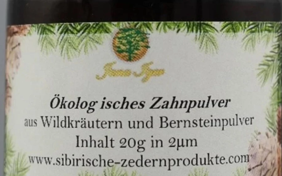 A harmadik káros terméket Németországban találták, ami egy fogpor, és az Ökologisches Zahnpulver aus Wildkräutern und Bernsteinpulver - a Jana Iger márka gyártja, de Litvániából származik. „A termékben aerob mezofil mikroorganizmusokat mutattak ki, továbbá Bacillus sp., Cronobacter spp. Rhizopus spp., Enterobacter spp. és Aspergillus sp. baktériumokat, amelyek mikrobiológiai kockázatot jelentenek" - tették hozzá jelentésükben.