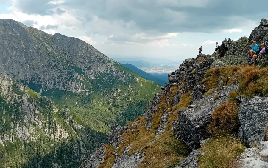 A Csorbás-gerinc kitettebb, a pihenésre mégis alkalmas szakasza (fotó: Vataščin Péter)