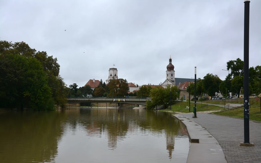 FOTÓK: A Szigetközbe lassan megérkezik az árvíz