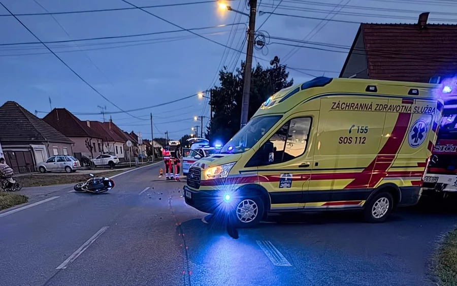 Tragédia Gútán: meghalt egy motoros, miután elütötte egy autó