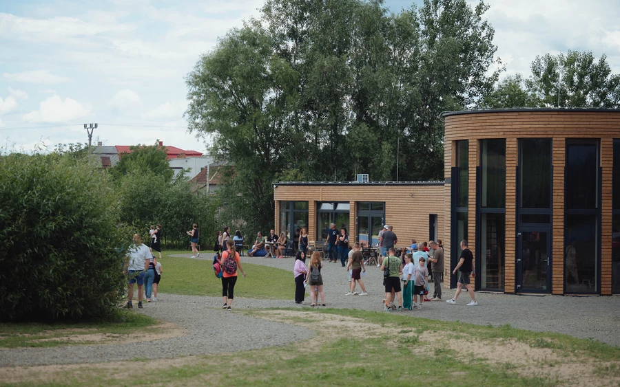 Naponta tűnnek el gyerekek egy kelet-szlovákiai fűzfásban 