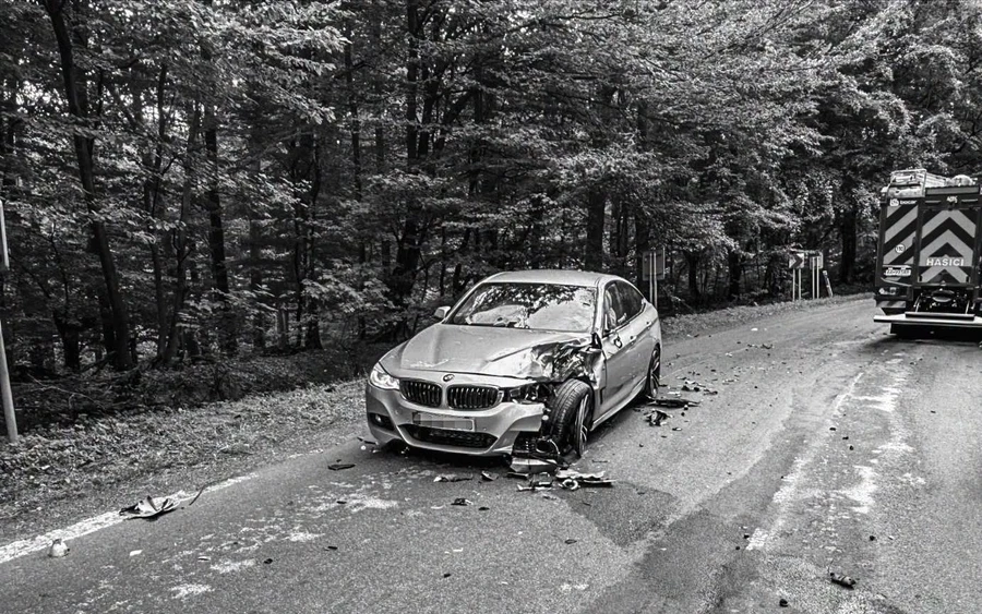 TRAGÉDIA: Előzés közben frontálisan ütközött, meghalt egy motoros