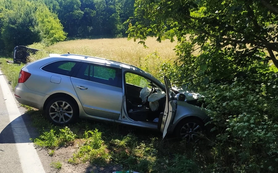 ÚJABB TRAGÉDIA: Meghalt egy idős sofőr, női utasa súlyosan megsebesült