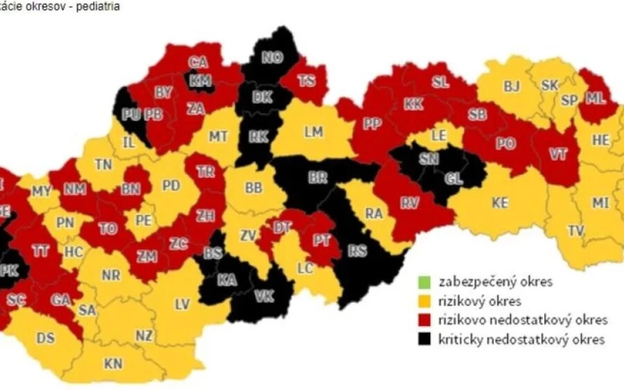 "Ennek az államnak már nincs kapacitása arra, hogy a gyermek sürgősségi szolgálatok ilyen sűrű hálózatát működtesse. Ez részemről feleslges is" - jelentette ki Lengvarský. Az egészségügyi miniszter rámutatott, hogy ezeken kívül a sürgősségi rendszer kiépítése is folyamatban van. (Fotó: járások a gyermekorvosok száma szerint)