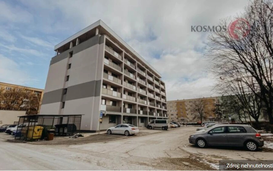 Kassa – háromszobás lakás. Teljes ár: 210 000 euró. Hasznosítható terület: 64 m2. Ár per m2: 3 281,25 euró.