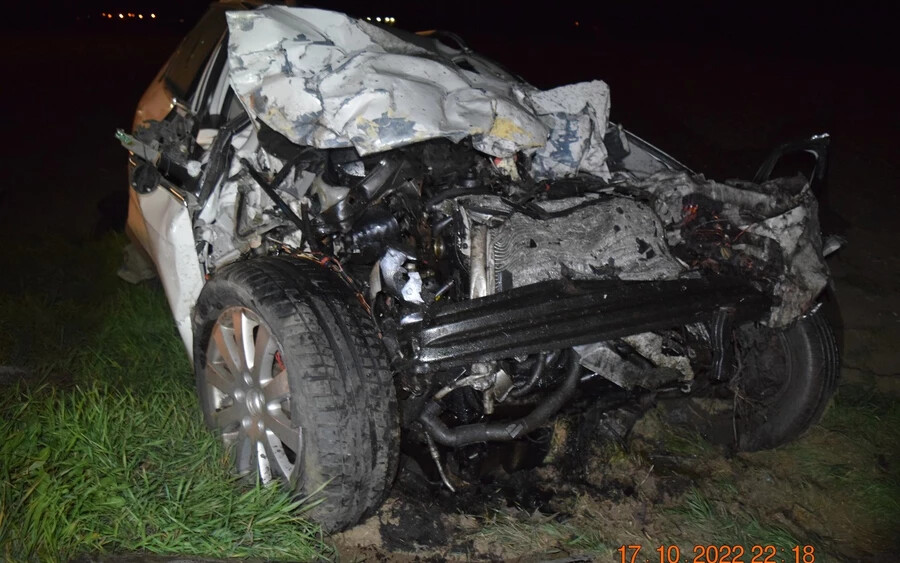 TRAGÉDIA: Kamionnal ütközött, azonnal szörnyethalt egy 18 éves sofőr Hidaskürtön