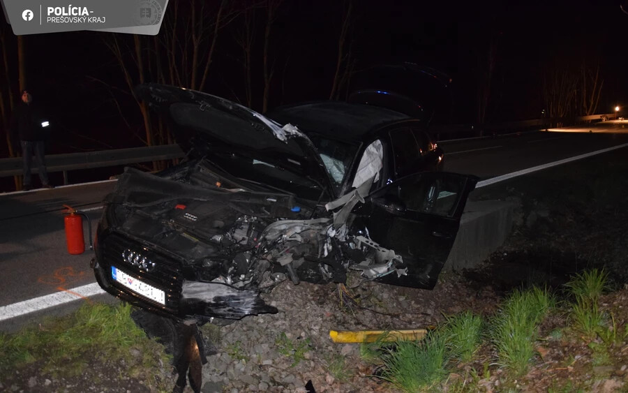 Súlyos balesetet okozott egy részeg, bedrogozott Audi-sofőr – a vétlen sofőr az életéért küzd (FOTÓK)