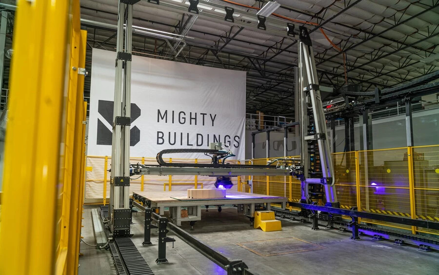 A Mighty Buildings oaklandi főhadiszállásán kisebb garázsméretű nyomtatók révén születnek az új házak