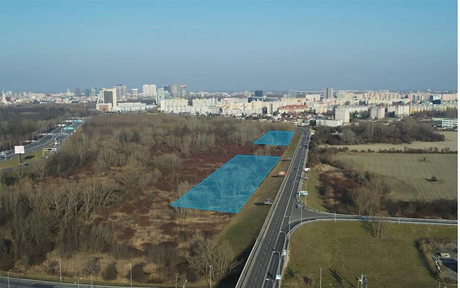 A Bécsi út mentén több mint 500 lakóegységet fognak építeni, beleértve egyéb szolgáltatásoknak helyet adó épületeket is.  A projekt előkészítése folyamatban van, és a fejlesztő YIT Slovakia nemzetközi várostervezési és építészeti pályázatot fog kiírni.