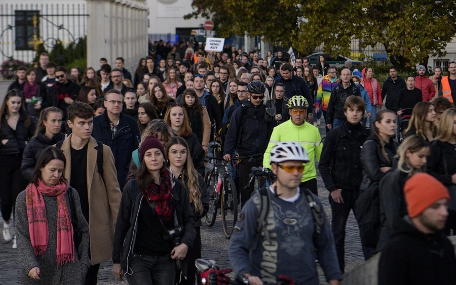 A pozsonyi gázolás áldozataira emlékeztek kedd este Pozsonyban (FOTÓK)