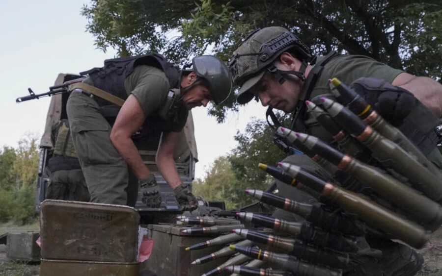 A szakértők arra figyelmeztetnek, hogy amint az ukrán ellentámadás véget ér Északkelet-Ukrajnában, az orosz csapatok valószínűleg helyreállítják a stabil védelmi vonalat, és talán területileg korlátozott ellentámadásokat indítanak. Ukrajnának ezután újabb ellentámadást kell indítania, hogy befejezze az oroszok által megszállt területek felszabadítását.