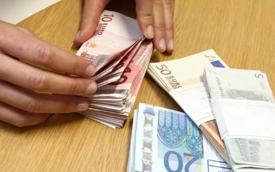 A BNP Paribas Personal Finance felülvizsgálja jelenlétét számos olyan országban, ahol nem elég kiterjedt a működése. Az egyik ilyen ország Szlovákia, ahol a bank a Cetelem márkanév alatt működik – jelentette az RTVS.