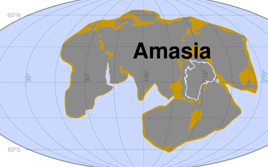 Mi a helyzet a jövővel? A geológusok szerint a Pangea biztosan nem az utolsó szuperkontinens. A szuperkontinensek kialakulását egy olyan ciklusnak tekintik, amely nem ért véget. Ez azt jelenti, hogy előbb-utóbb a kontinentális kéreg vándorló kérgei - az összes vagy a legtöbb - újra összeérnek. Milyen lesz az ütközésük eredménye?