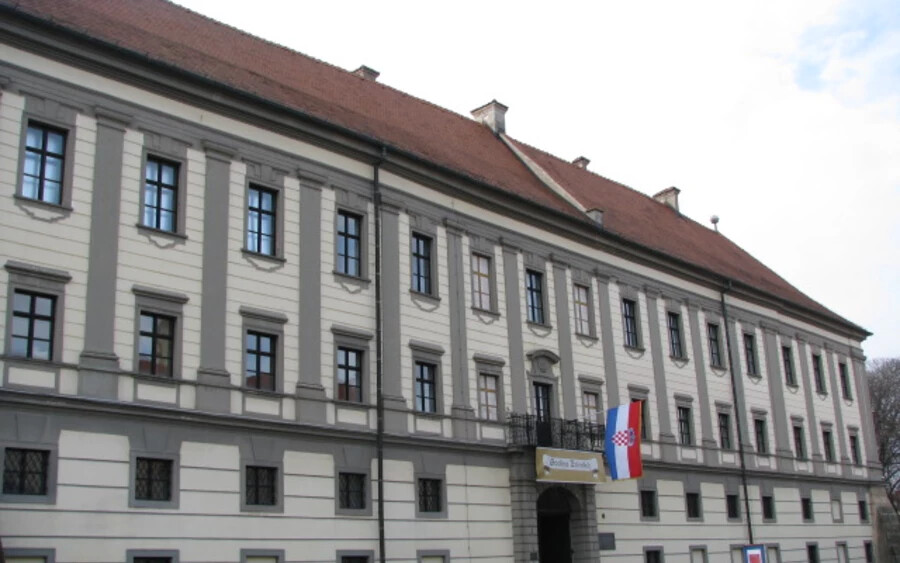 CSÁKTORNYA: A Muraközi Múzeum – az egykori várpalotaMuzej_Međimurja_Čakovec