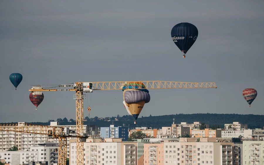 Csütörtök reggel tizenhárom hőlégballon lebegett Kassa felett