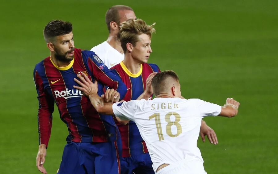 Bajnokok Ligája – Négy góllal kapott ki Barcelonában a Ferencváros