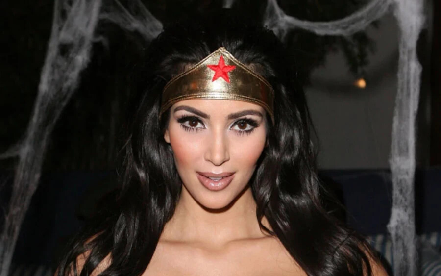 Kim Kardashian idén Wonder Womannek öltözött.