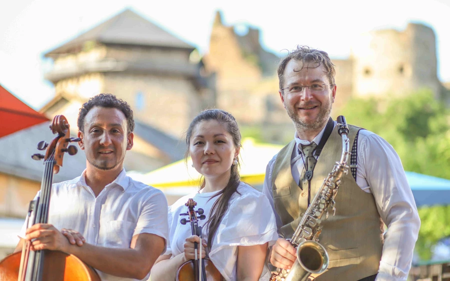 A francia-kazahsztáni-szlovák Saxophone Connection, azaz Ken-Wassim Ubukata, Leila Akhmetova és Ladislav Fančovič