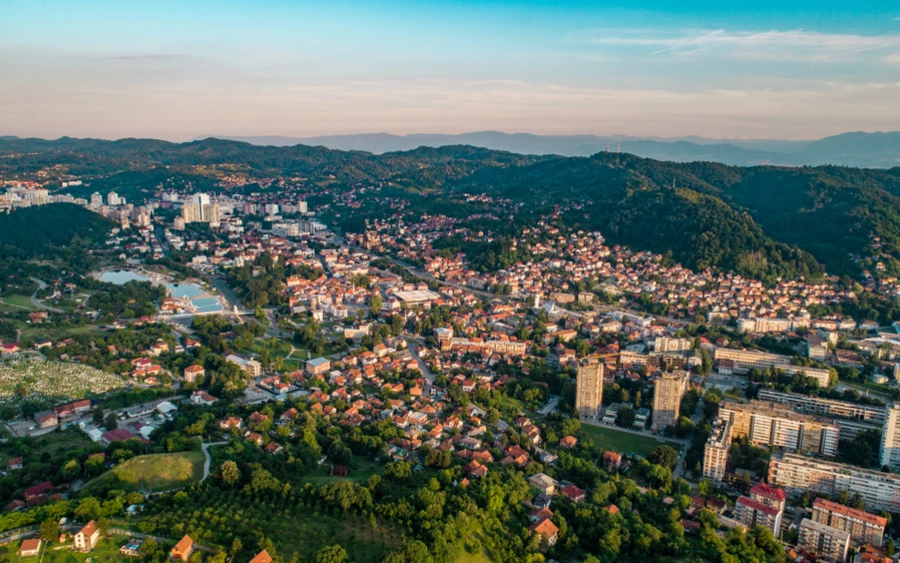 Ez a konkrét ár jelenleg az április 11. és április 18. közötti időszakra érvényes, de végtelen számú időpont közül választhat, azonban az ár ezeken a napokon magasabb lesz.