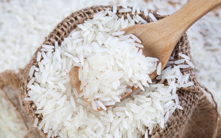 Ha a rizst lezárt műanyag- vagy üvegedényben tároljuk, körülbelül 4,5 fokos hőmérsékleten, hosszú éveken át tárolhatja anélkül, hogy elveszítené ízét vagy tápértékét.