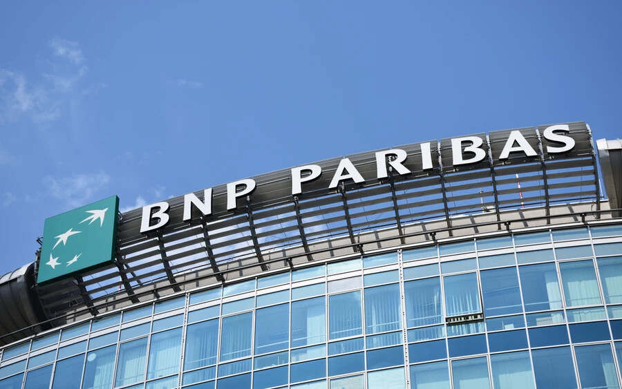 A BNP Paribas Personal Finance leányvállalatának, a Cetelemnek a kilépéséről már régóta találgatások keringtek. A bank ügyfeleinek azonban nem kell aggódniuk a pénzükért. A bank elkötelezett amellett, hogy partnerei, alkalmazottai és ügyfelei minden igényét kielégítse.