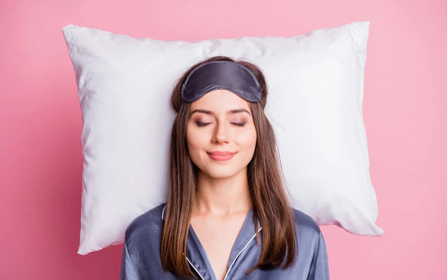 Az alvás mennyisége mellett annak minősége is fontos – a megszakított alvás kevésbé jó minőségű. „Fordítson kellő figyelmet az egészséges és elegendő alvásra. Az alváshiány utólag nemcsak fizikai, hanem pszichés elváltozásokban is megnyilvánulhat" – mondja az ÚVZ, hozzátéve, hogy az alváshiány az immunrendszer gyengüléséhez, idegességhez, szorongáshoz,valamint memória- és koncentrációs zavarokhoz vezet.