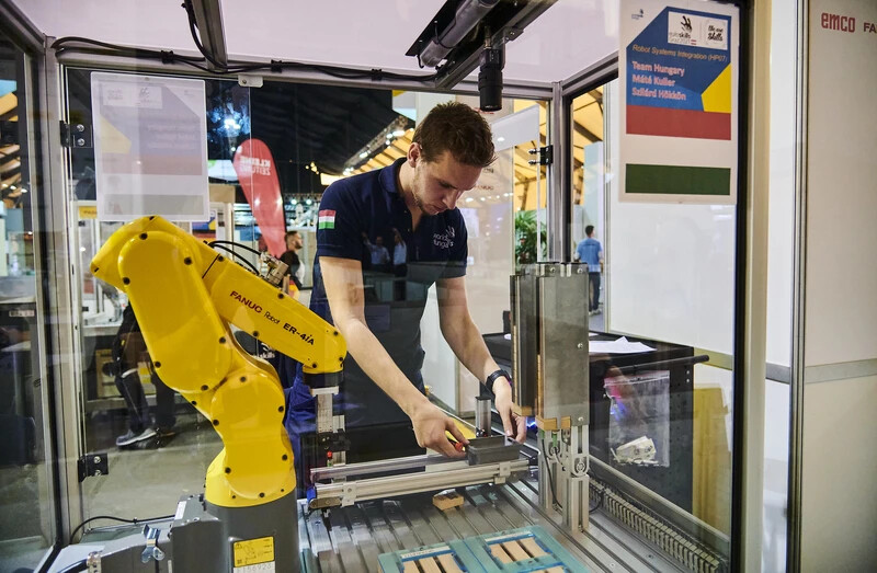 Hökkön Szilárd az Euroskills döntőjében. (Forrás: Magyar Kereskedelmi és Iparkamara)