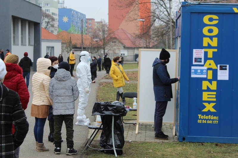 Vágsellye Vágvecse városrészében voltak a leghosszabb sorok a szűrővizsgálaton