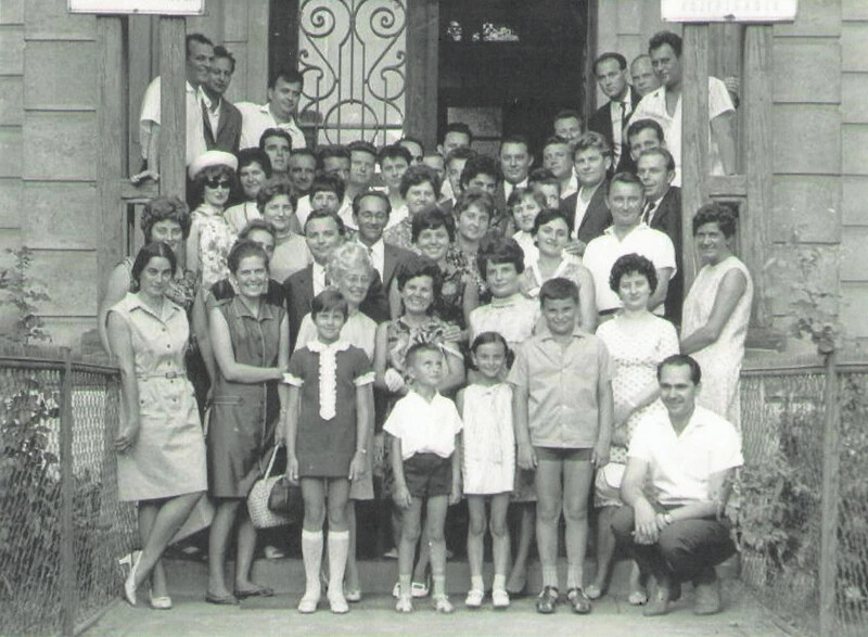 1968 – Az 1953 augusztusában érettségizett osztály érettségi találkozója