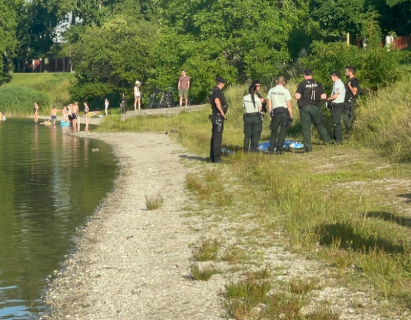 TRAGÉDIA: Beugrott a tóba a barátival, nem jött fel a 18 éves fiú
