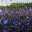 csehország tüntetés k