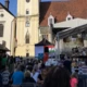 Több mint szomszéd